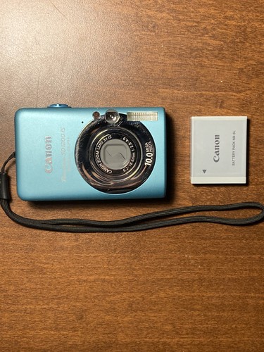 Minty canon powershot sd1200 - minty,