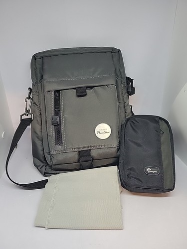 Canon powershot camera - camera, bag